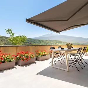 3* Couette-café La Dimora Del Castelluccio