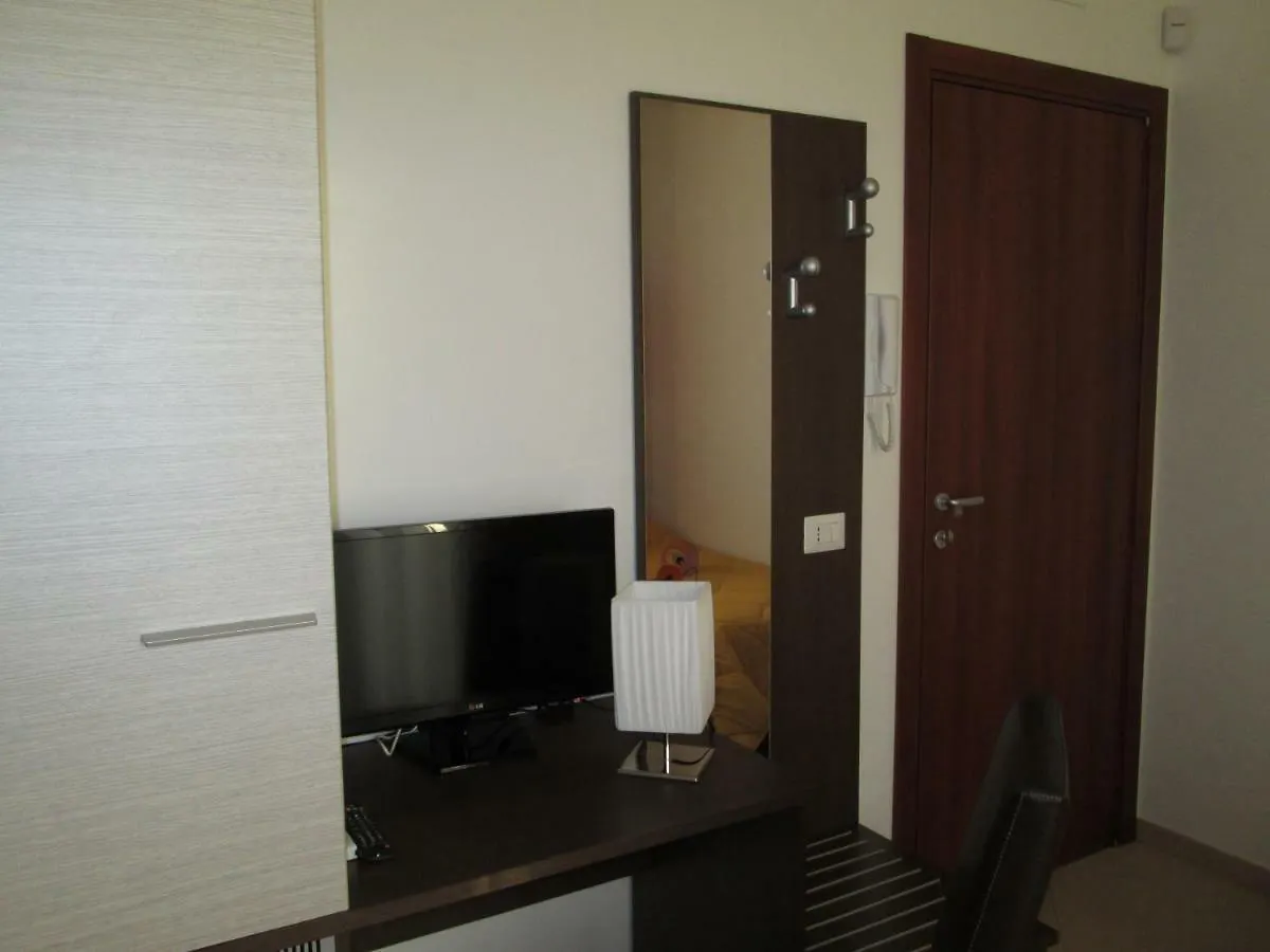 B&B Elisir Gela 3*,