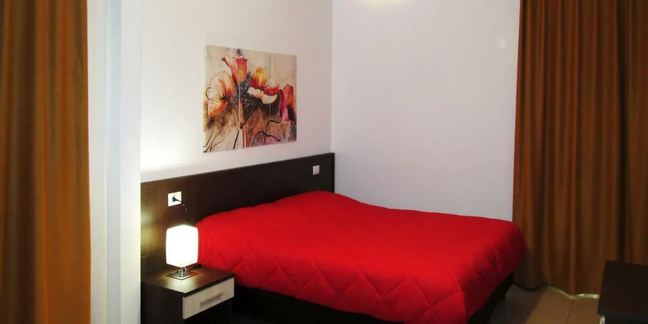 B&B Elisir Gela 3*,